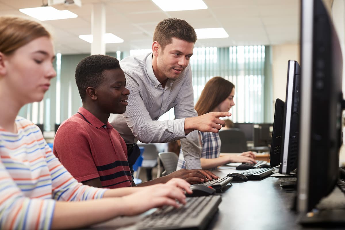 Academic year program in France