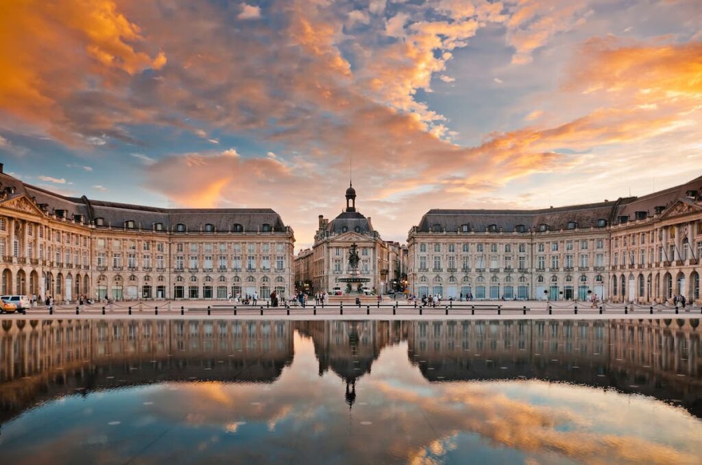 Discover Bordeaux during a trip for international students.