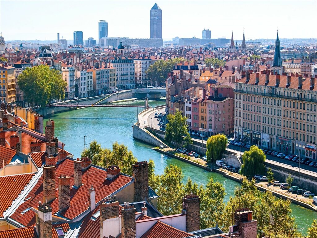 Cultural tour in Rhone Valley.