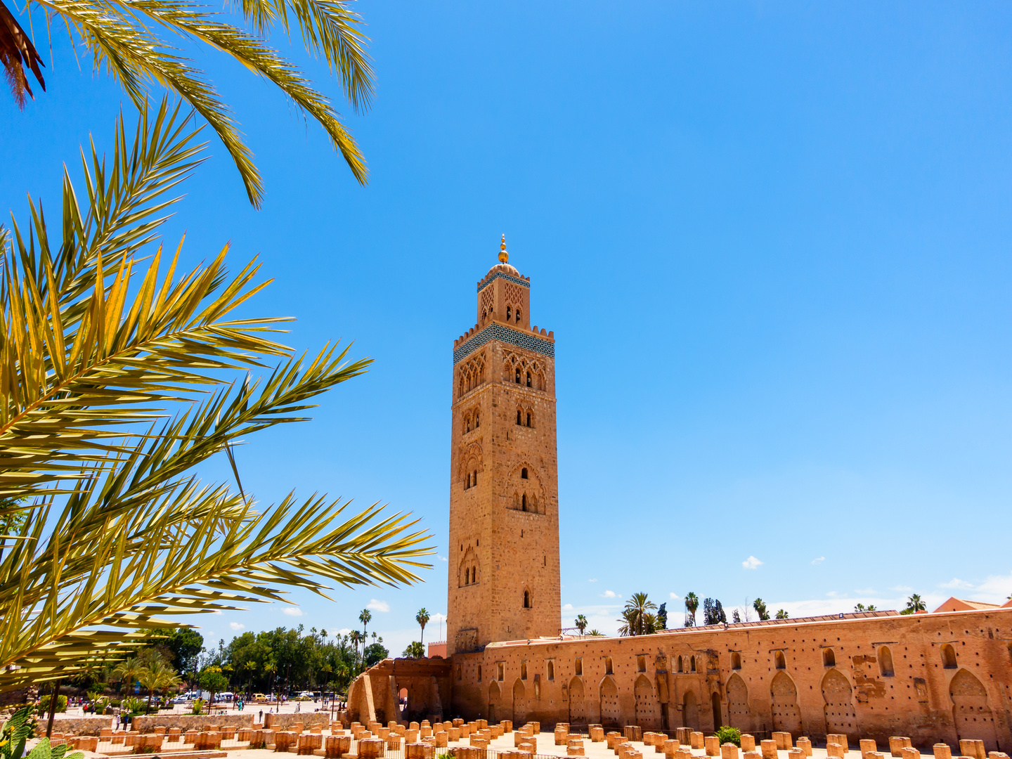 Découverte de la veille ville de Marrakech, la Médina. Colonie de vacances au Maroc.